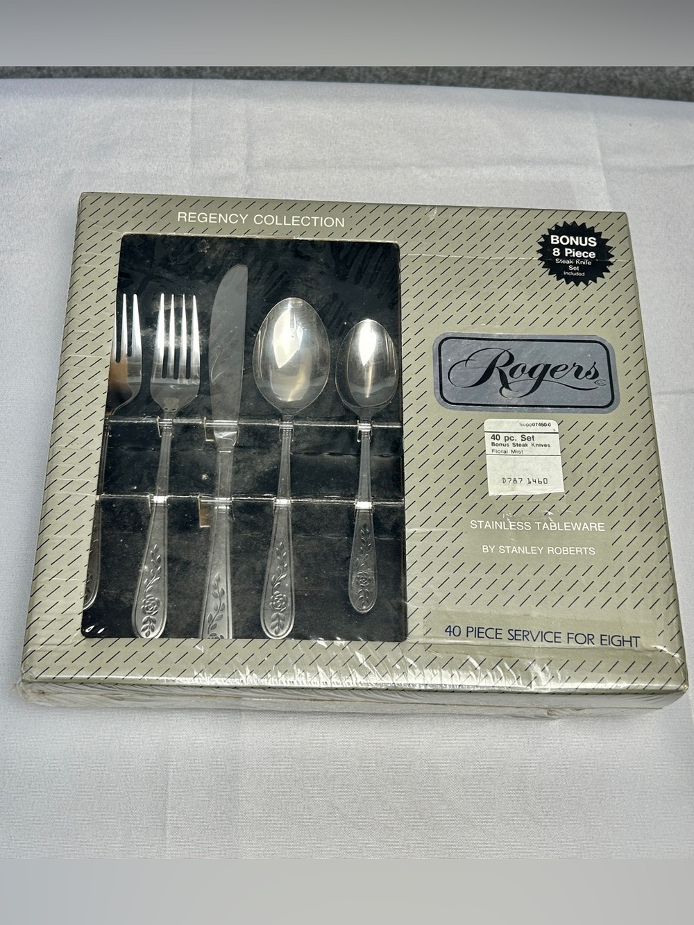 Rogers Regency Stainless Steel Floral Mist 40-Piece Flatware Set W/Steak Knives